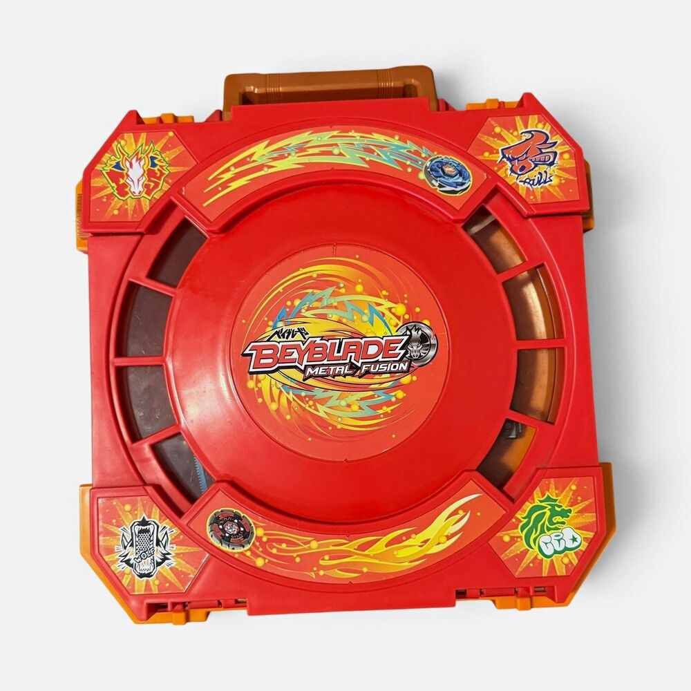 Vintage 2010 Hasbro Beyblade Metal Fusion Mobile Beystadium Lot - Arena & 6 Tops
